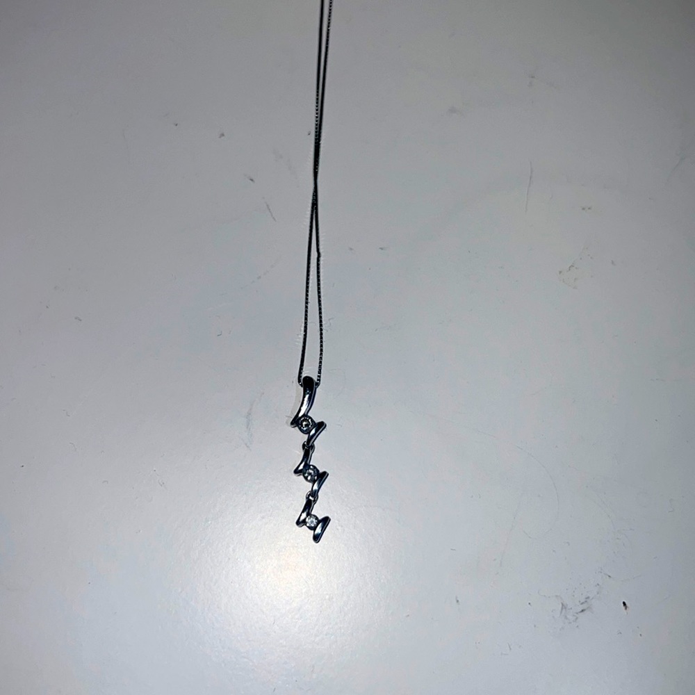 14k White Gold Three Diamond Necklace